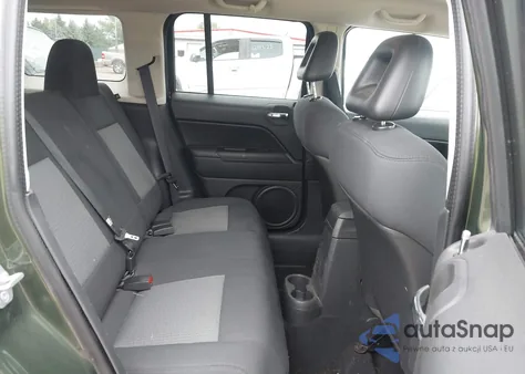 2009 Jeep Patriot Sport z USA, uszkodzony, nr VIN 1J4FT28B39D140806